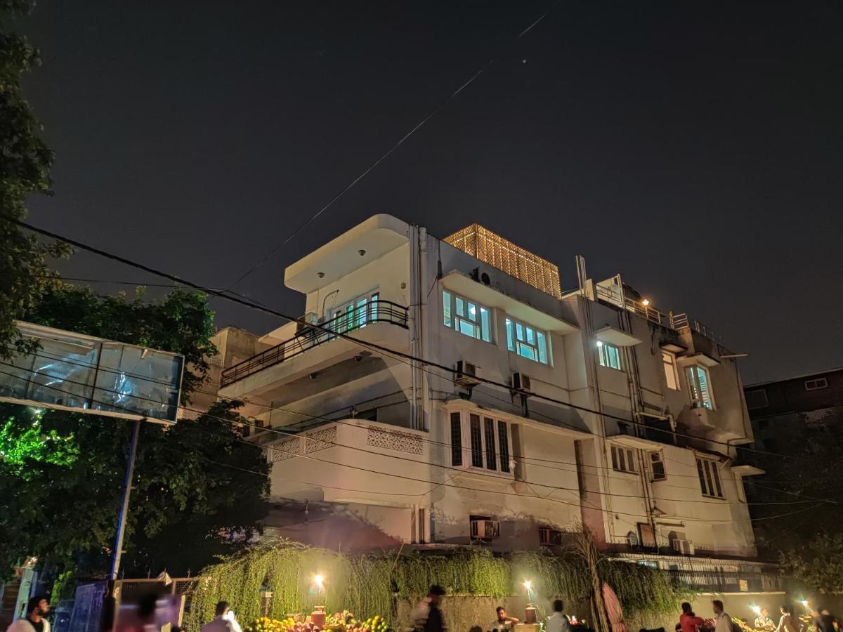 A Sleepy Fox Hostel New Delhi Exterior photo