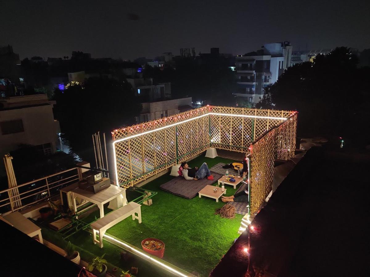 A Sleepy Fox Hostel New Delhi Exterior photo